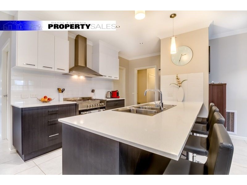 6 Shelton Street, Newborough VIC 3825