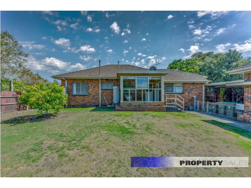 14 Chamberlain Road, Newborough VIC 3825