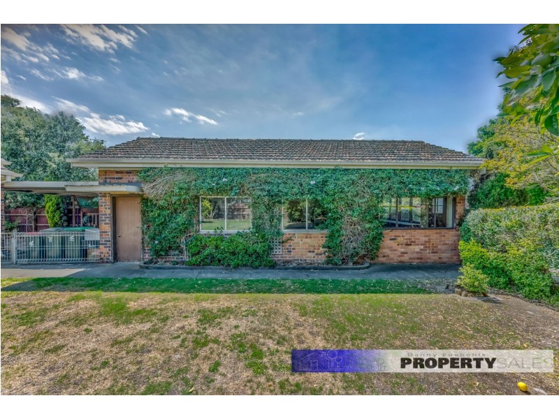 14 Chamberlain Road, Newborough VIC 3825