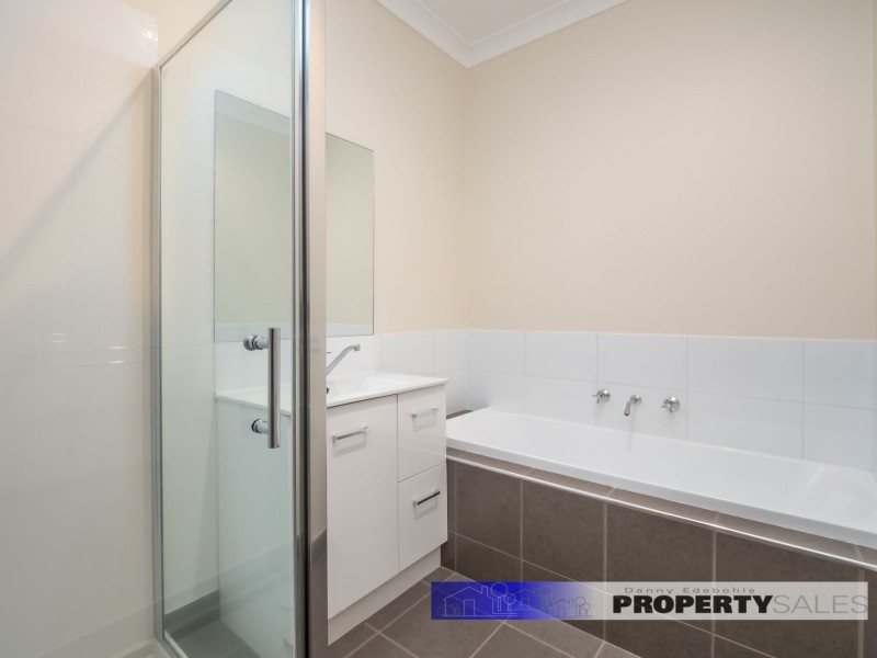 12 Low Road, Yallourn North VIC 3825