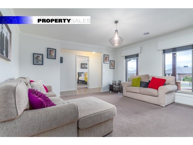 11 Copperhead Court, Newborough VIC 3825