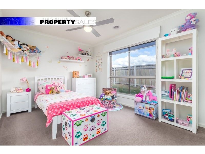 11 Copperhead Court, Newborough VIC 3825