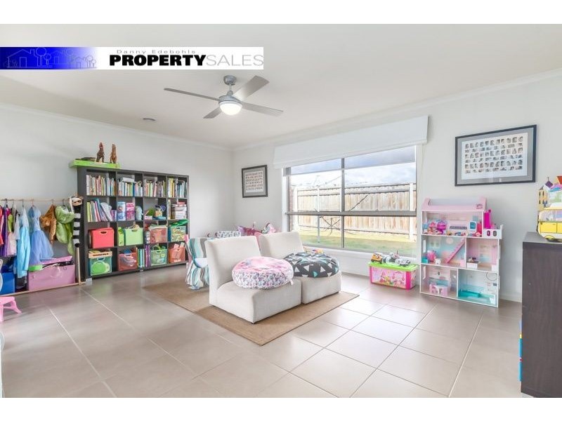 11 Copperhead Court, Newborough VIC 3825