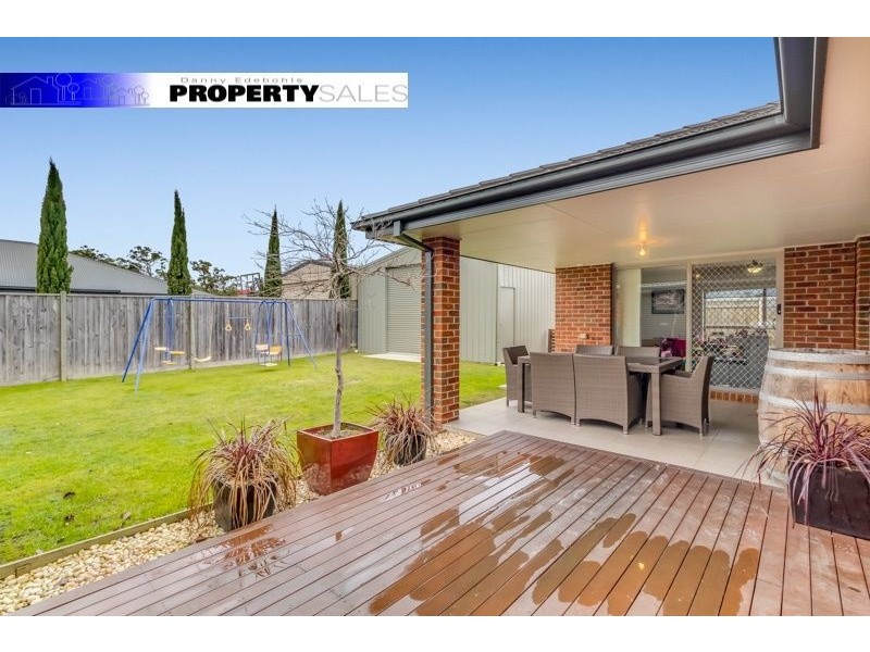 11 Copperhead Court, Newborough VIC 3825