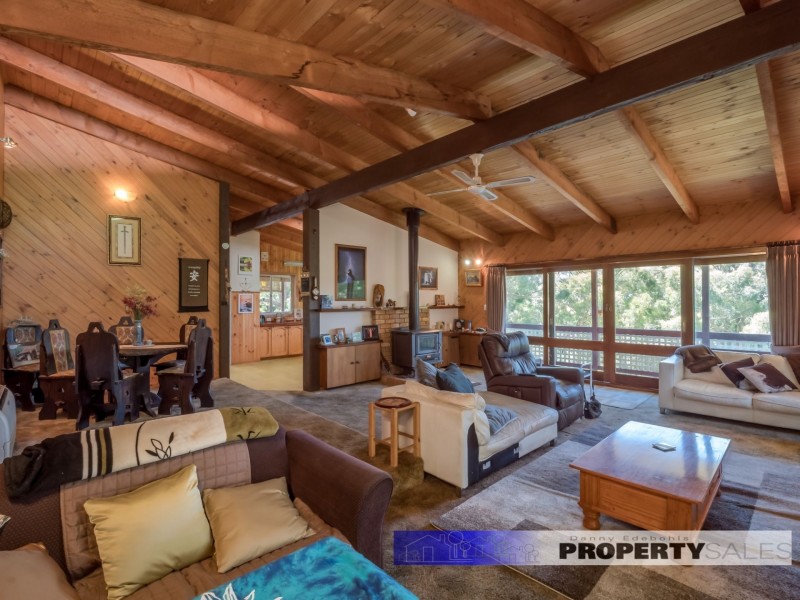 329 Earls Road, Yarragon South VIC 3823