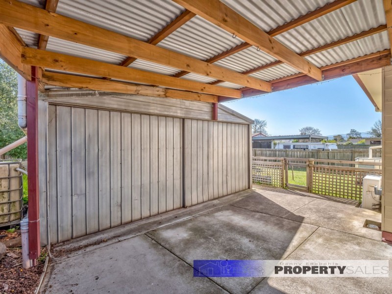 24 Alexander Avenue, Moe VIC 3825