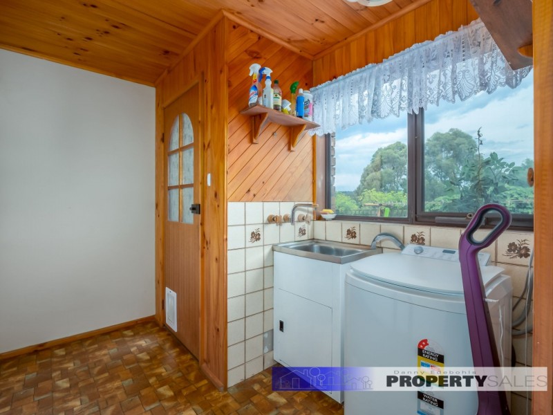 25 Cemetery Road, Moe VIC 3825