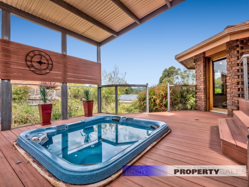 25 Cemetery Road, Moe VIC 3825