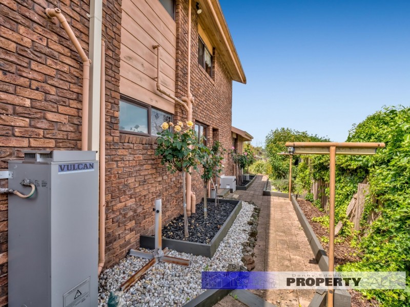 25 Cemetery Road, Moe VIC 3825