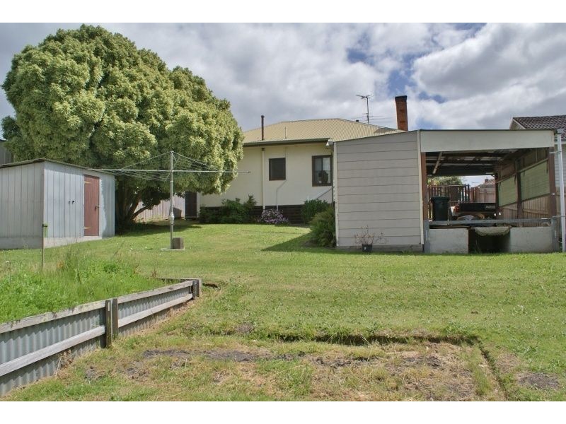 103 Fowler Street, Moe VIC 3825