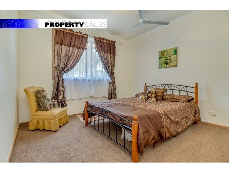 2C Evelyn Street, Moe VIC 3825