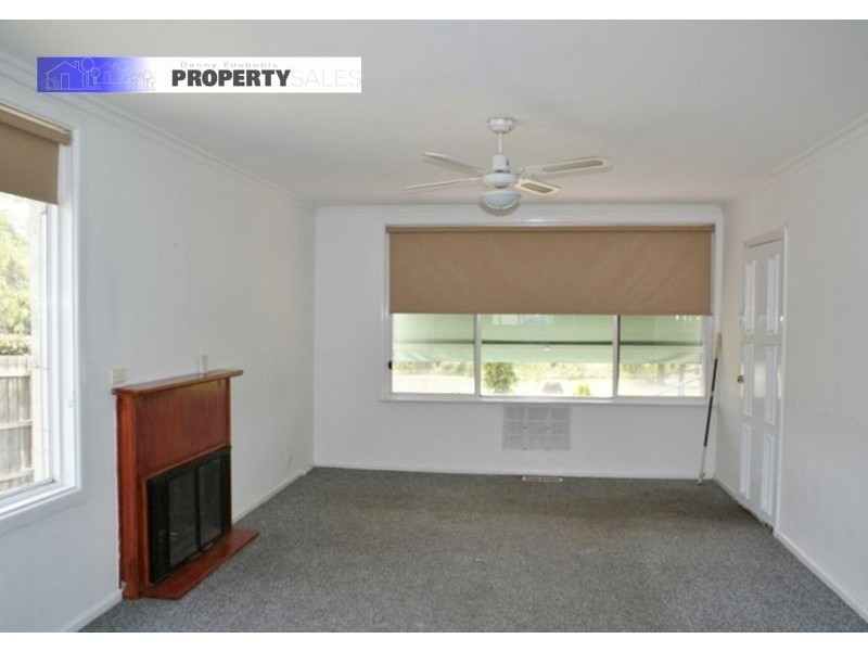 54 Eastern Avenue, Newborough VIC 3825