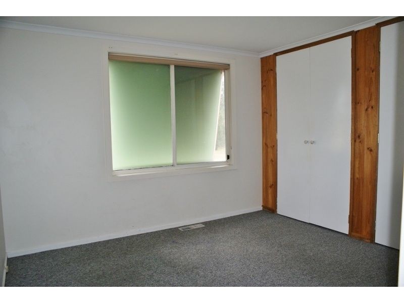 54 Eastern Avenue, Newborough VIC 3825