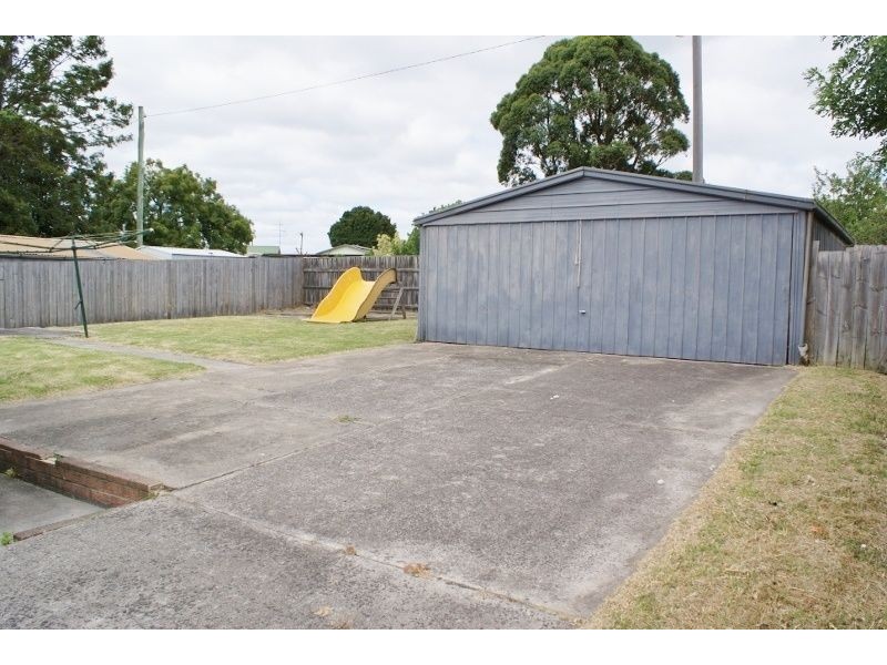 54 Eastern Avenue, Newborough VIC 3825