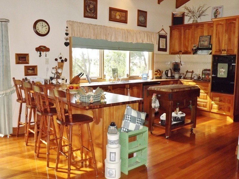 21 Delbridge Drive, Moe South VIC 3825