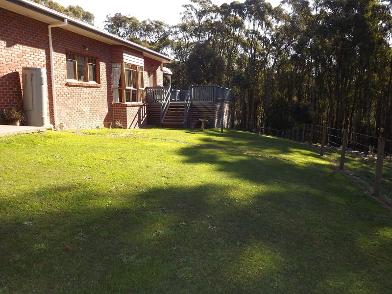 21 Delbridge Drive, Moe South VIC 3825