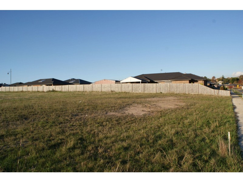 6 Sheffield Street, Morwell VIC 3840