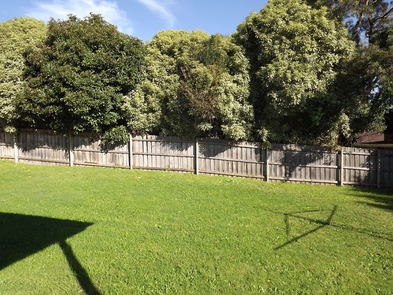 7 Libra Crescent, Moe VIC 3825