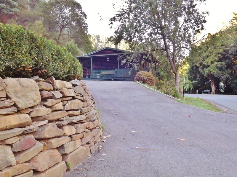 103 Main Road, Walhalla VIC 3825