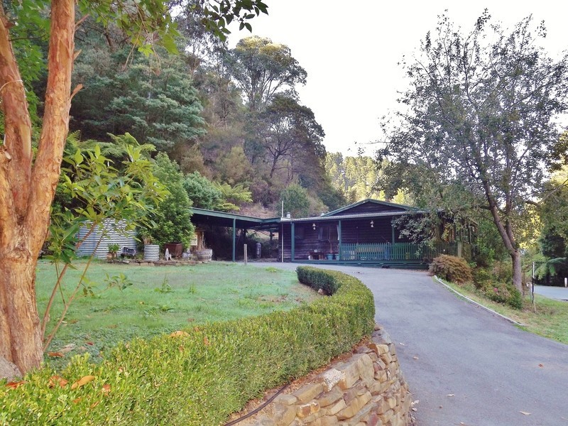 103 Main Road, Walhalla VIC 3825