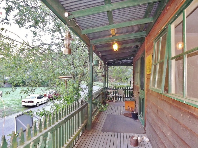 103 Main Road, Walhalla VIC 3825