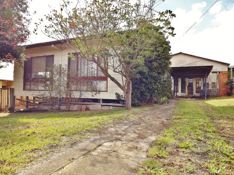 17 Beck Street, Moe VIC 3825