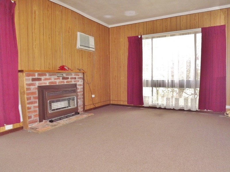 17 Beck Street, Moe VIC 3825