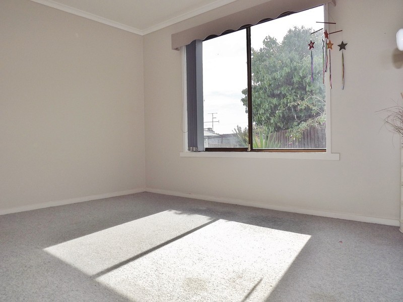 120 Service Road, Moe VIC 3825