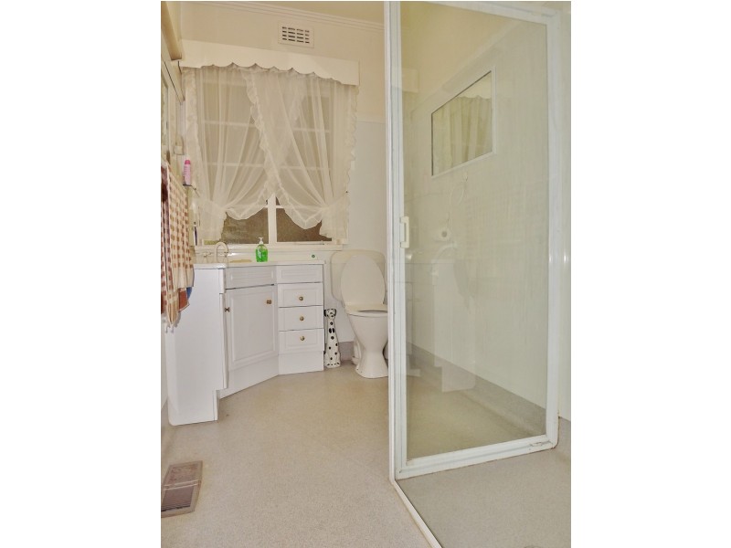 3 Haigh Street, Moe VIC 3825