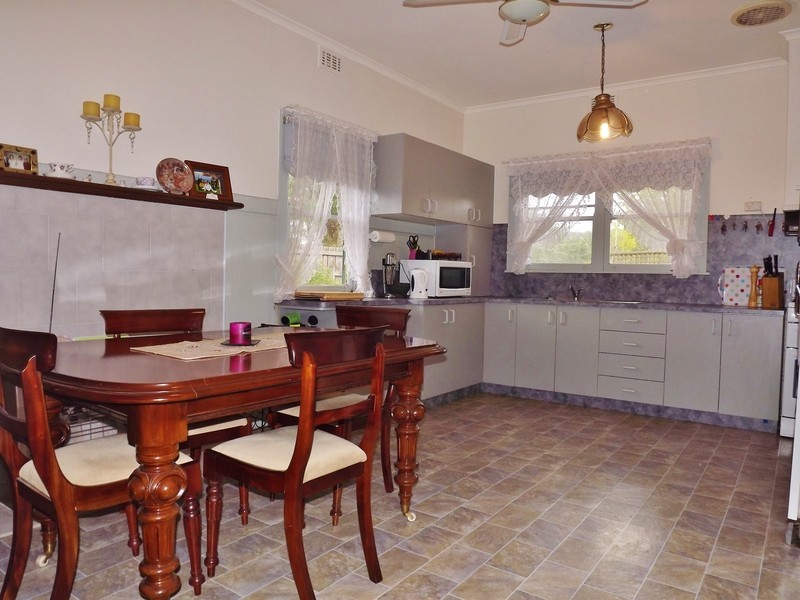 70 Langford Street, Moe VIC 3825