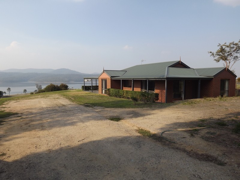 1016 Willow Grove Road, Willow Grove VIC 3825