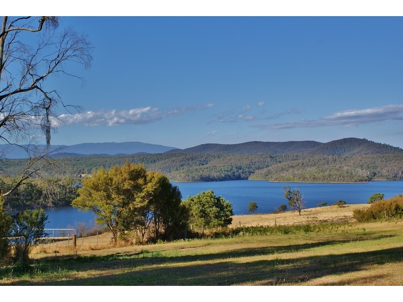 1016 Willow Grove Road, Willow Grove VIC 3825