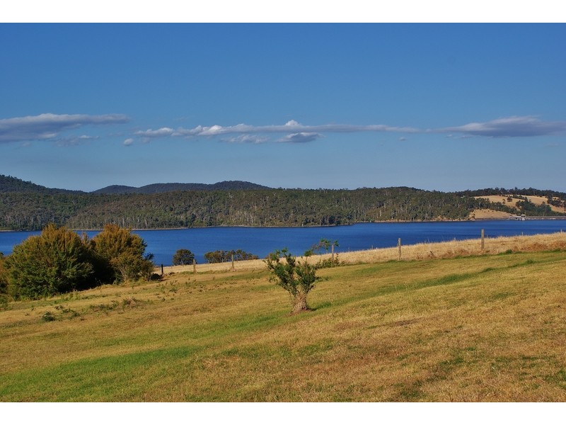 1016 Willow Grove Road, Willow Grove VIC 3825