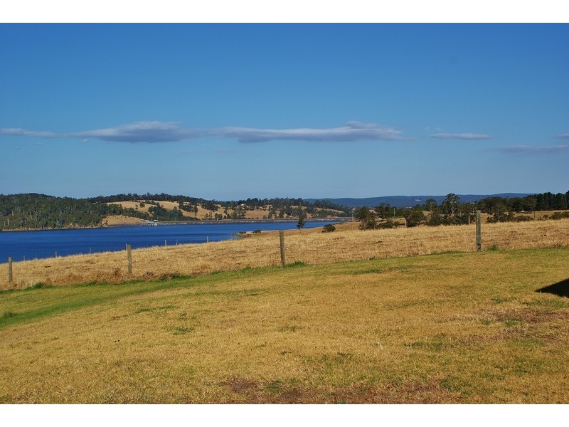 1016 Willow Grove Road, Willow Grove VIC 3825