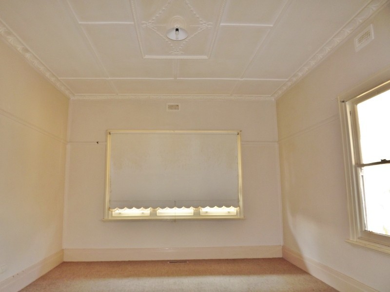 14 Reservoir Road, Moe VIC 3825