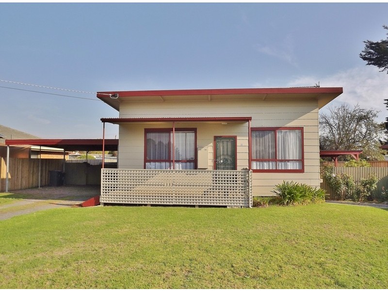 22 Old Sale Road, Moe VIC 3825