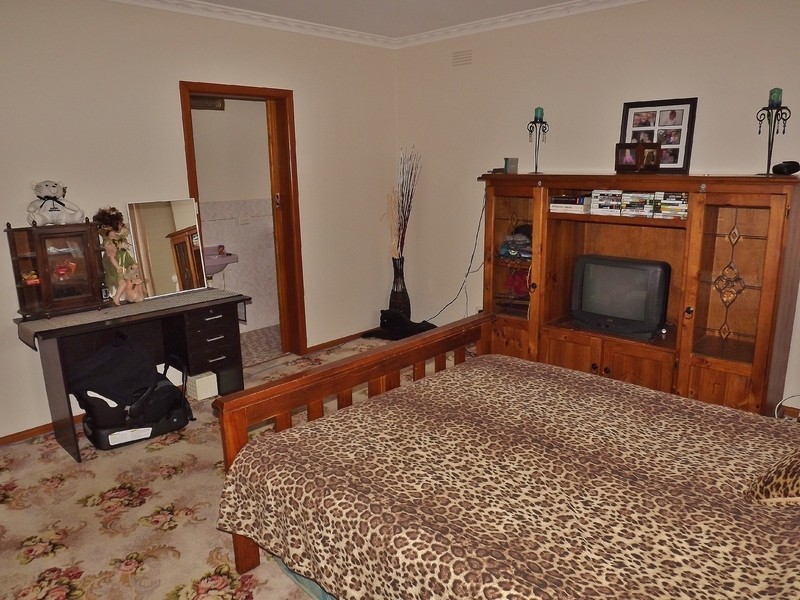 1 Gladstone Street, Moe VIC 3825
