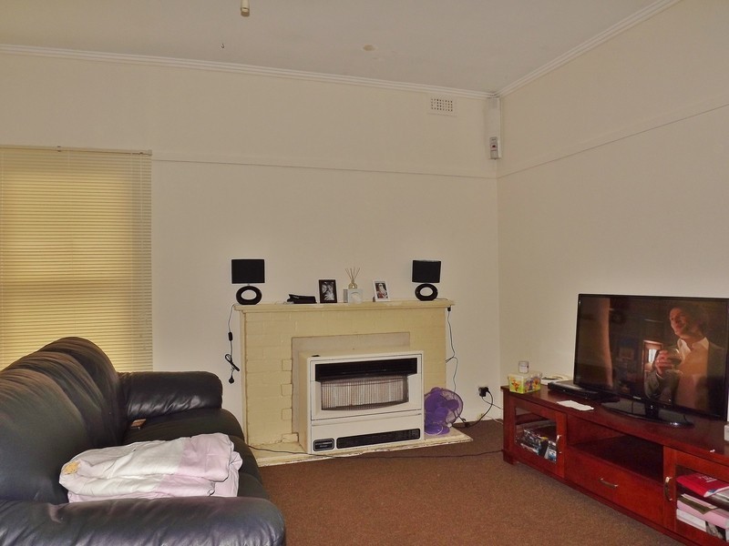 10 Hampton Street, Moe VIC 3825