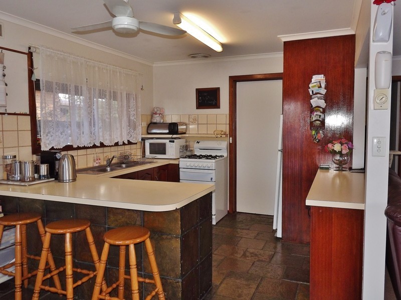 72 Coalville Road, Moe VIC 3825