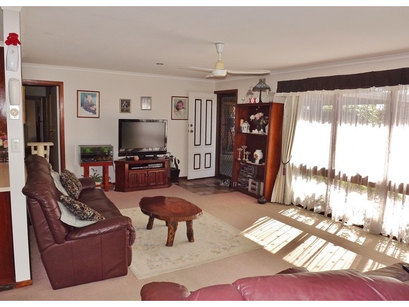 72 Coalville Road, Moe VIC 3825