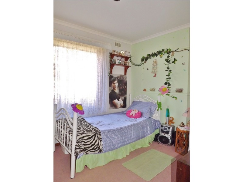 72 Coalville Road, Moe VIC 3825