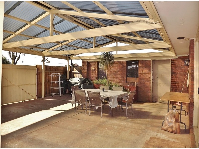 72 Coalville Road, Moe VIC 3825