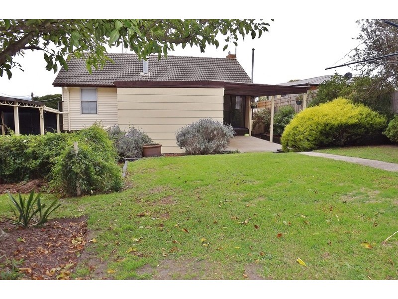 10 Lincoln Street, Moe VIC 3825
