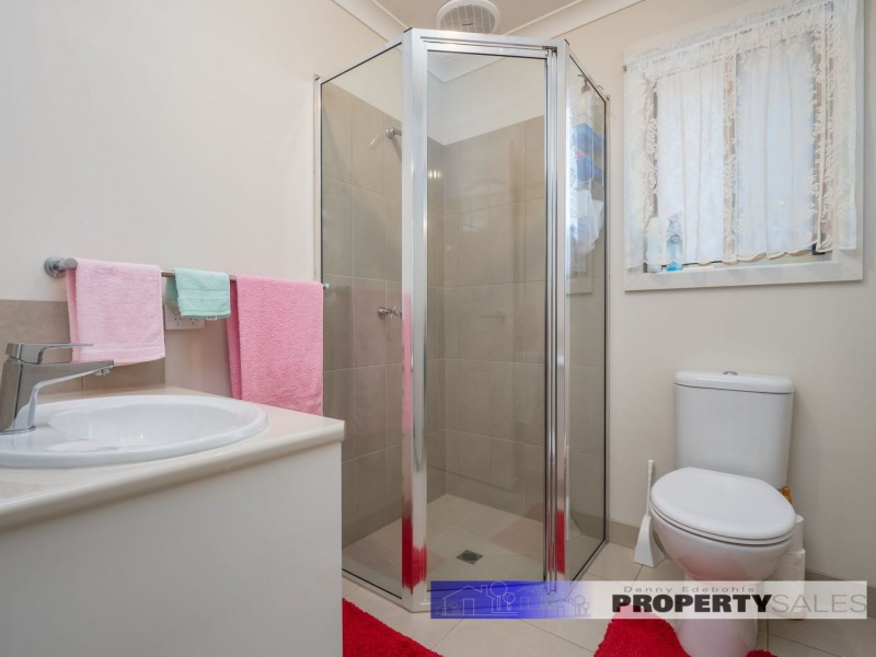 99 Hennessey Street, Moe VIC 3825