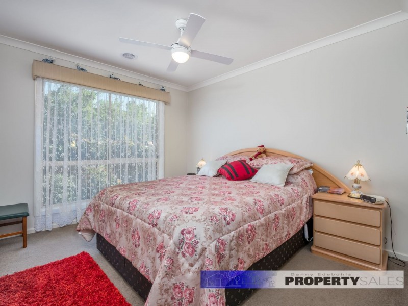 99 Hennessey Street, Moe VIC 3825