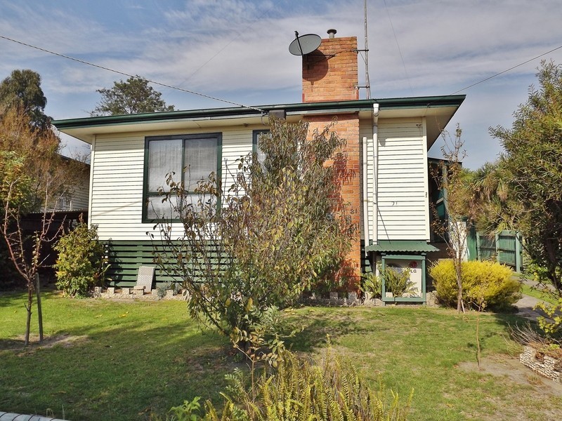 21 Richard Street, Moe VIC 3825