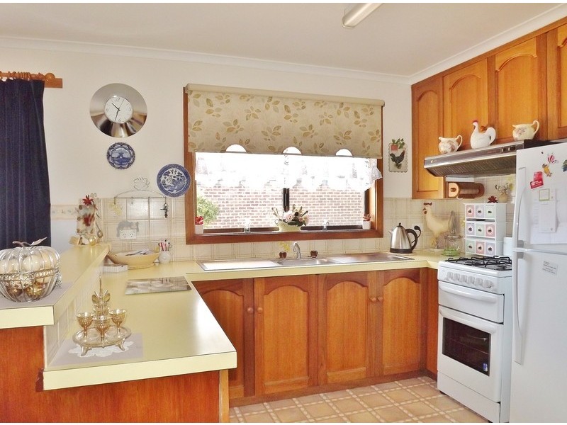 2/2 Evelyn Street, Moe VIC 3825