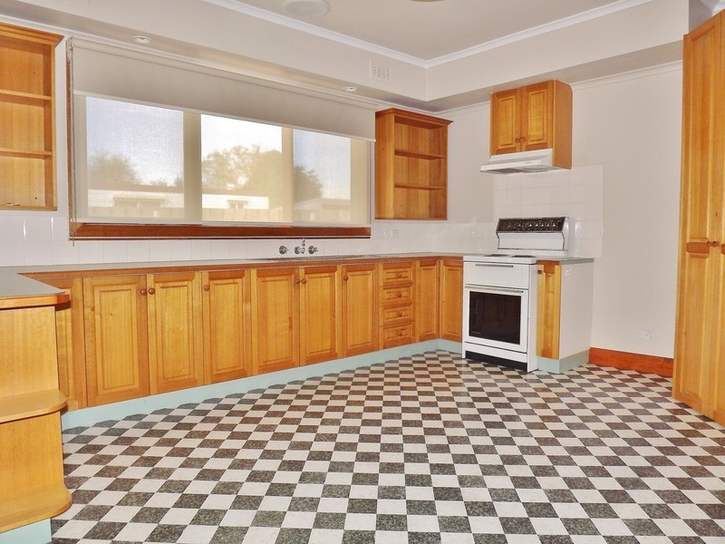 119 Lloyd Street, Moe VIC 3825