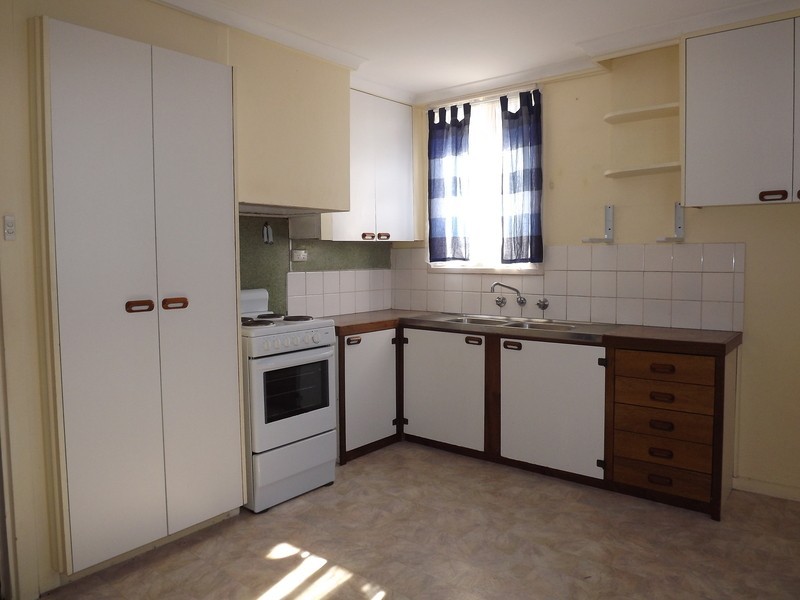 4 Thoresby Street, Newborough VIC 3825