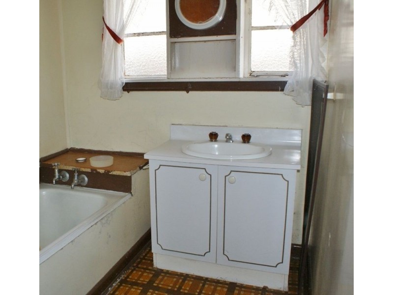 23 King Street, Moe VIC 3825